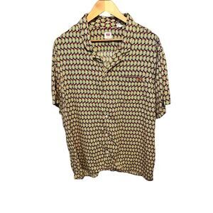 Levi's Mens XL Relaxed Fit Short Sleeve Camp Shirt Hot Dog Print